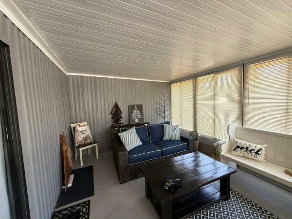 1985 Palm HS Manufactured Home