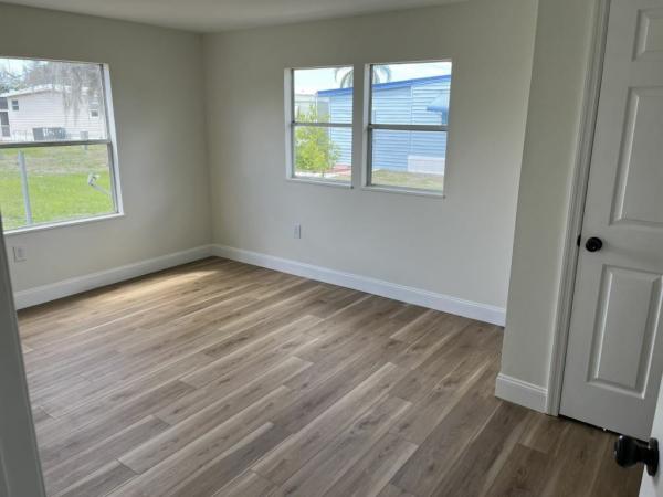 1976 ELEU Mobile Home