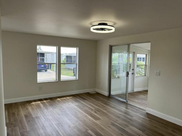 1976 ELEU Mobile Home