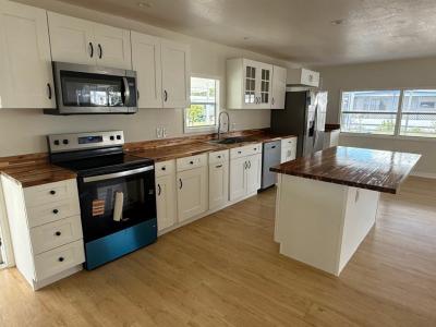 Photo 2 of 20 of home located at 489 Hillcrest Lane Ellenton, FL 34222