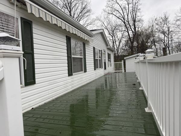1999 Commodore Mobile Home
