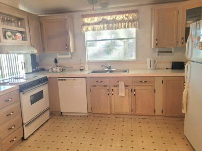 Photo 3 of 20 of home located at 5841 Twilight Dr Zephyrhills, FL 33540