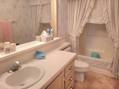 Photo 5 of 20 of home located at 5841 Twilight Dr Zephyrhills, FL 33540