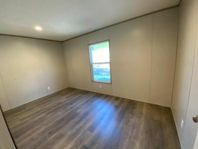 Photo 5 of 12 of home located at 43 Adam Drive Birmingham, AL 35215