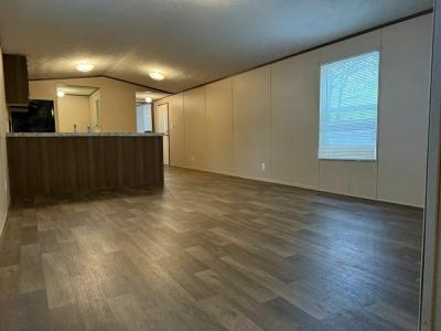 Photo 2 of 10 of home located at 7400 Glen Leaf Dr., #43 Shreveport, LA 71129