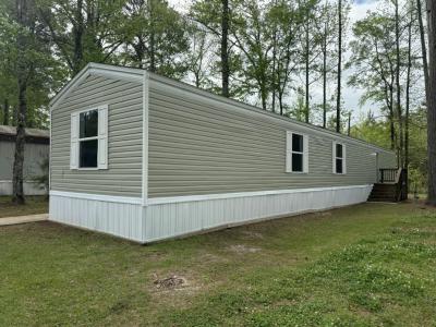 Photo 2 of 11 of home located at 7400 Glen Leaf Dr., #40 Shreveport, LA 71129