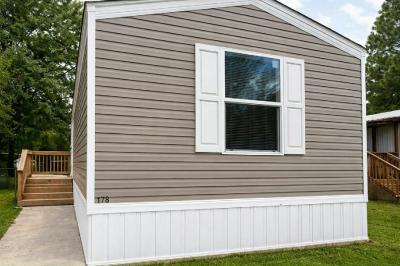 Photo 2 of 10 of home located at 7400 Glen Leaf Dr., #178 Shreveport, LA 71129