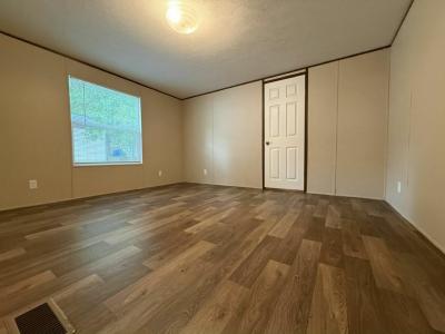 Photo 5 of 10 of home located at 7400 Glen Leaf Dr., #178 Shreveport, LA 71129