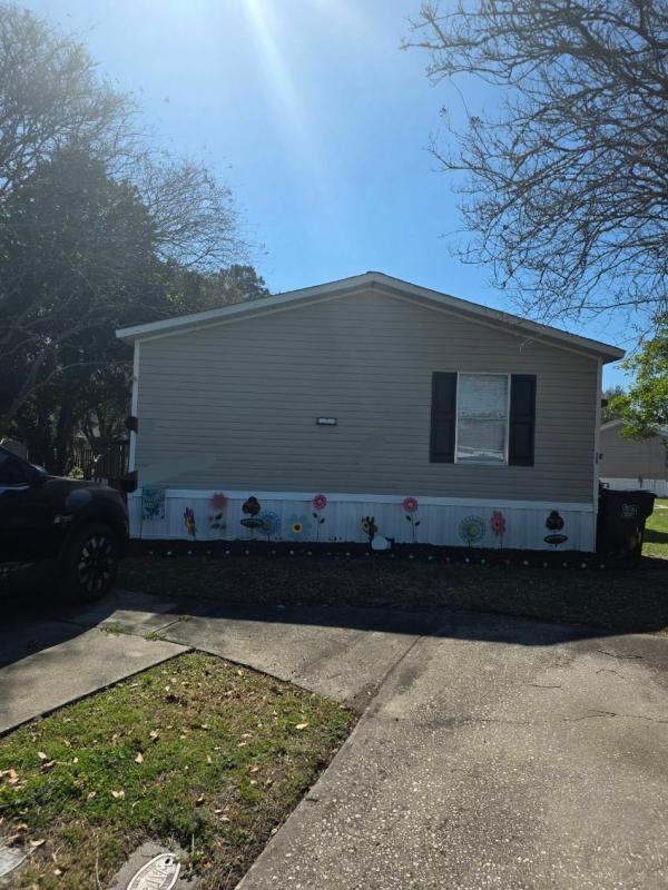 Photo 1 of 2 of home located at 2081 Chaffee Rd Lot #36 Jacksonville, FL 32221