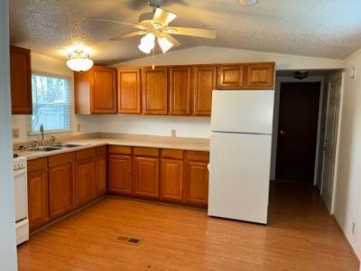 Photo 3 of 10 of home located at 1727 Pinecroft Monroe, MI 48161