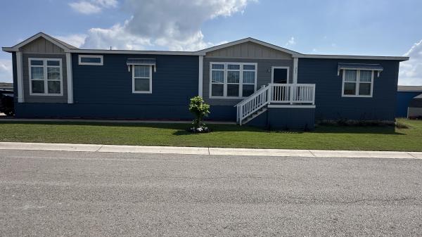 2022 Clayton 32EZL32724BH22 Mobile Home