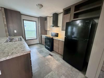 Photo 5 of 10 of home located at 137 Badger Bnd Georgetown, TX 78626