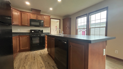 Photo 5 of 13 of home located at 9829 Bellcrest Blvd Fenton, MI 48430