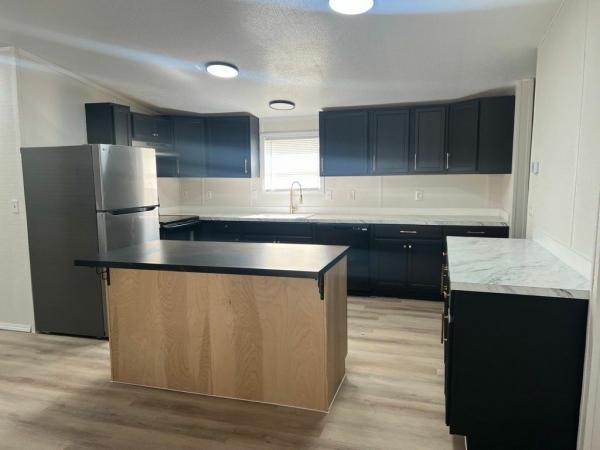 Photo 1 of 2 of home located at 2510 N Hwy 175 #910 Seagoville, TX 75159