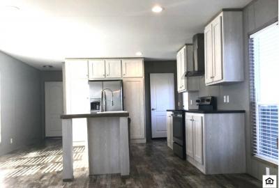 Photo 4 of 8 of home located at 193 Backhorn Ln. San Marcos, TX 78666