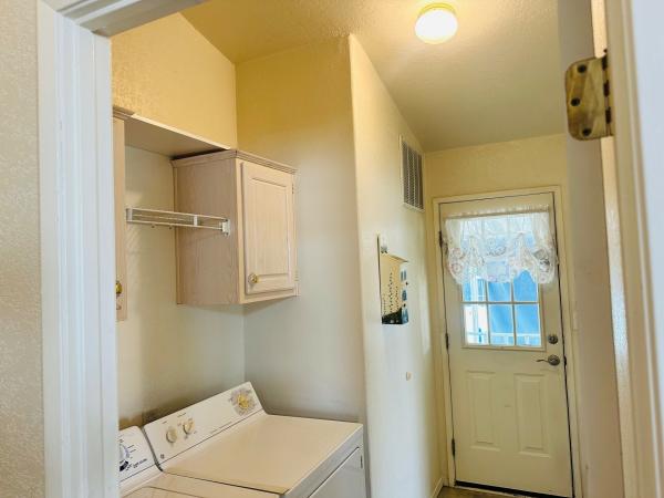 1999 9248 Golden West Home 7669 JG578F2 Mobile Home