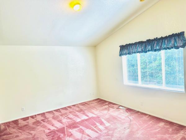 1999 9248 Golden West Home 7669 JG578F2 Mobile Home