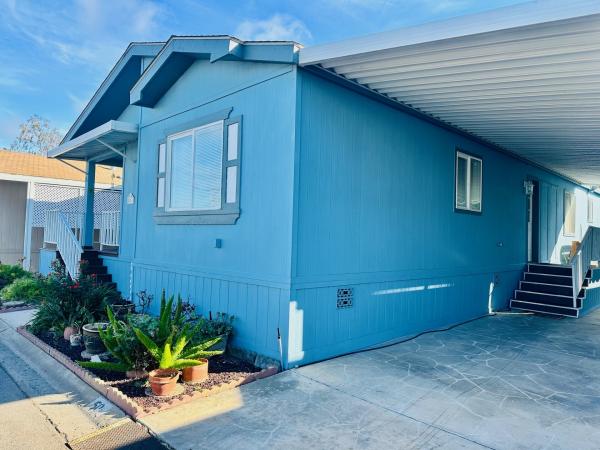 1999 9248 Golden West Home 7669 JG578F2 Mobile Home