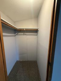 1999 COMMODORE 246  Home