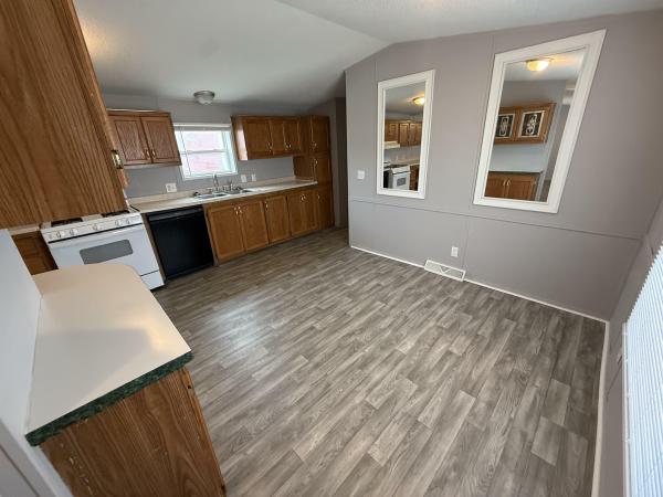 1997 BROADMORE 257  Home