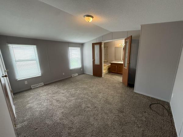 1997 BROADMORE 257  Home