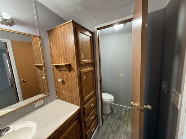 1997 BROADMORE 257  Home