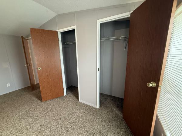 1997 BROADMORE 257  Home