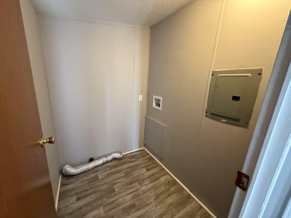 1997 BROADMORE 257  Home