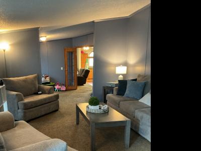 Mobile Home at 43414 Colonial Dr Clinton Township, MI 48036