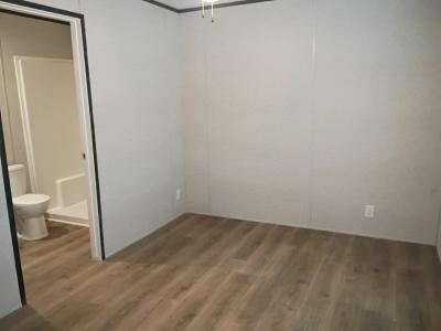 Photo 4 of 8 of home located at 27 Pryor Lane Lake Placid, FL 33852