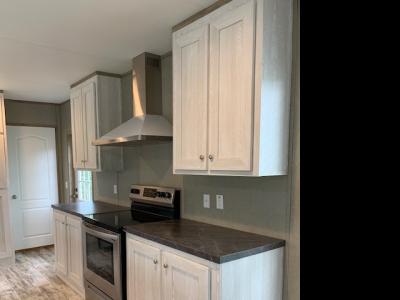 Photo 3 of 8 of home located at 637 Grove Ln New Braunfels, TX 78130