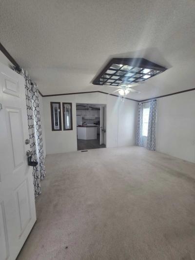 Photo 2 of 6 of home located at 37 Mustang O Fallon, MO 63366