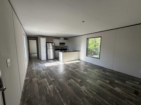 Photo 2 of 2 of home located at 3 Jimmy Lane Rolla, MO 65401