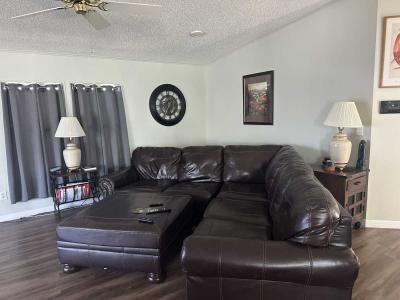 Photo 4 of 18 of home located at 4622 Cedarbrook Way  Lot#399 Lakeland, FL 33801