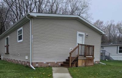 Mobile Home at 11094 Fawn Drive Whitmore Lake, MI 48189