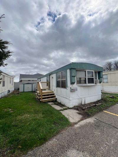 Photo 2 of 10 of home located at N92 W17455 Appleton Avenue #6 Menomonee Falls, WI 53051