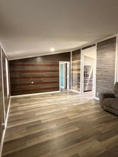 Photo 2 of 10 of home located at 368 Adler Ave. Hamilton, OH 45011