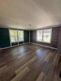1985 Champion Manufactured Home