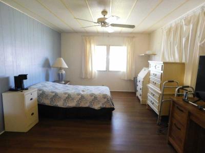 Photo 5 of 29 of home located at 6321 Tahitian Drive Lot #119 Bradenton, FL 34207