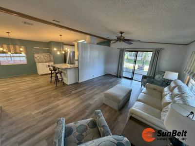 Photo 5 of 24 of home located at 1271 Citrus Drive Leesburg, FL 34788