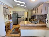 1984 Commodore Bayshore Manufactured Home