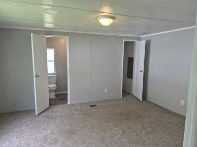 Photo 5 of 13 of home located at 4511 Dirt Rd #37 Joplin, MO 64801