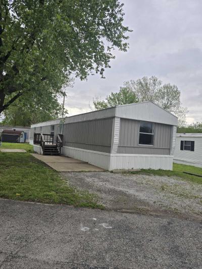 Photo 2 of 13 of home located at 4511 Dirt Rd #37 Joplin, MO 64801