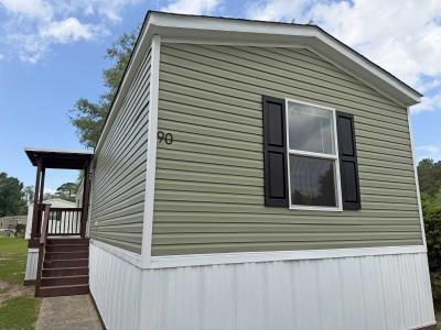 Photo 2 of 15 of home located at 5885 Lavey Ln #90 Baker, LA 70714