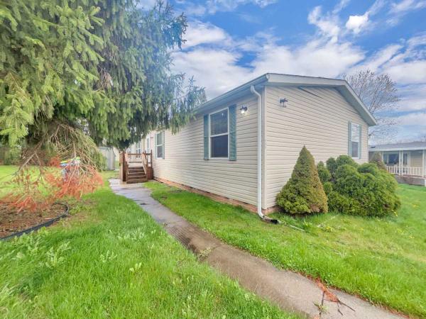 2003 Schult Mobile Home For Sale