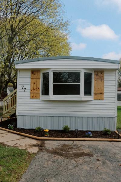 Photo 2 of 28 of home located at 351 N Squirrel Rd Auburn Hills, MI 48326