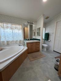 1999 Fleetwood Sunpoint Manufactured Home
