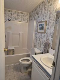 2001 jacobson Mobile Home