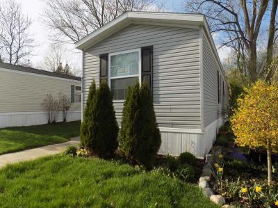 Photo 3 of 7 of home located at 40352 Harrison St Novi, MI 48375