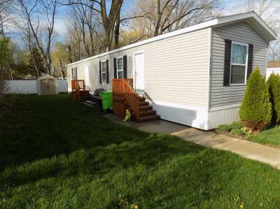 Photo 4 of 7 of home located at 40352 Harrison St Novi, MI 48375